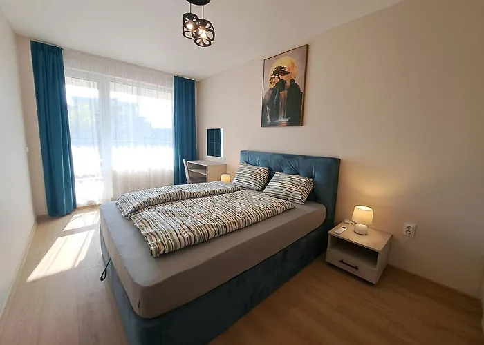Elegant 1-bedroom In St St Constantine And Helena, Free Parking Appartamento *